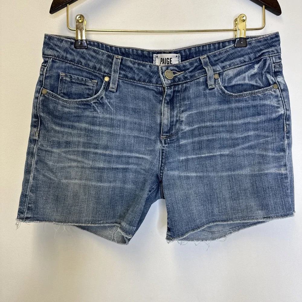 Paige Jimmy Jimmy Skinny Denim Shorts Medium Wash Raw Hem‎ Size 28
